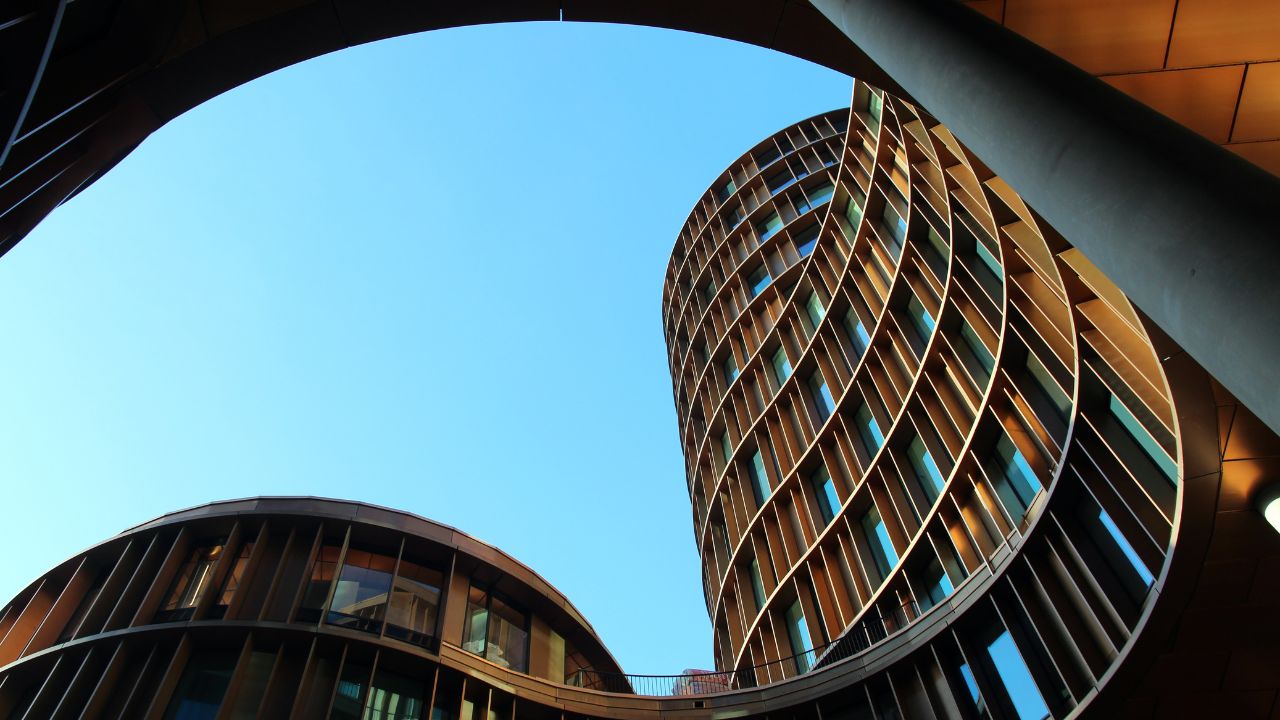 商辦大樓設計的藝術與科學：打造未來工作的理想空間
