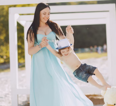 小禮服配件搭配指南：鞋款、包包與飾品一次搞懂